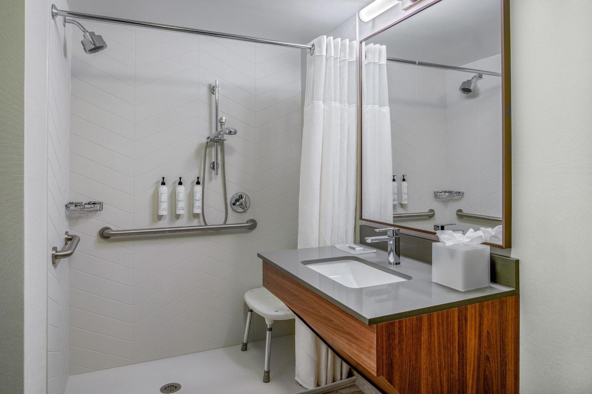 Fairfield Inn & Suites By Marriott Brunswick Freeport Екстериор снимка