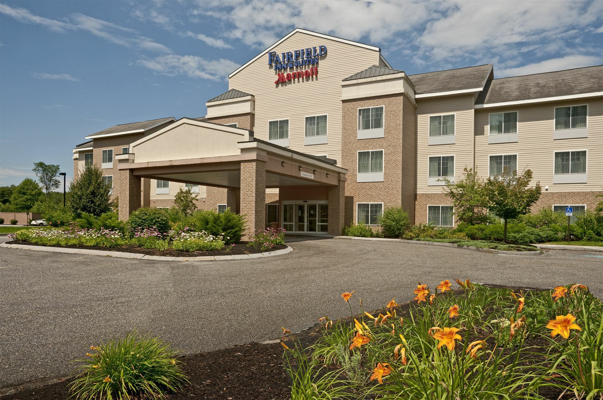 Fairfield Inn & Suites By Marriott Brunswick Freeport Екстериор снимка